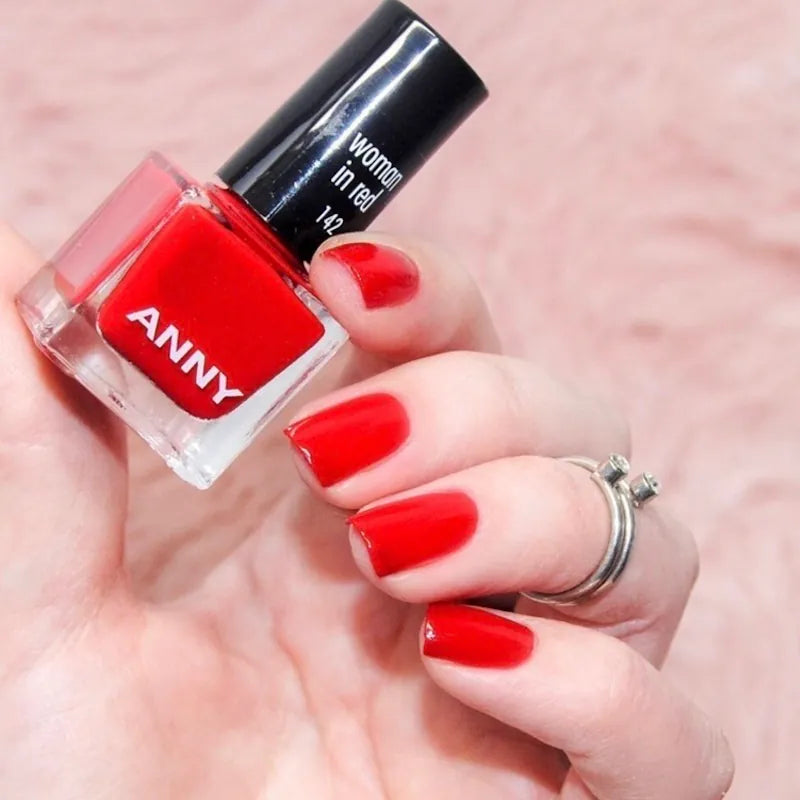 142 Woman In Red