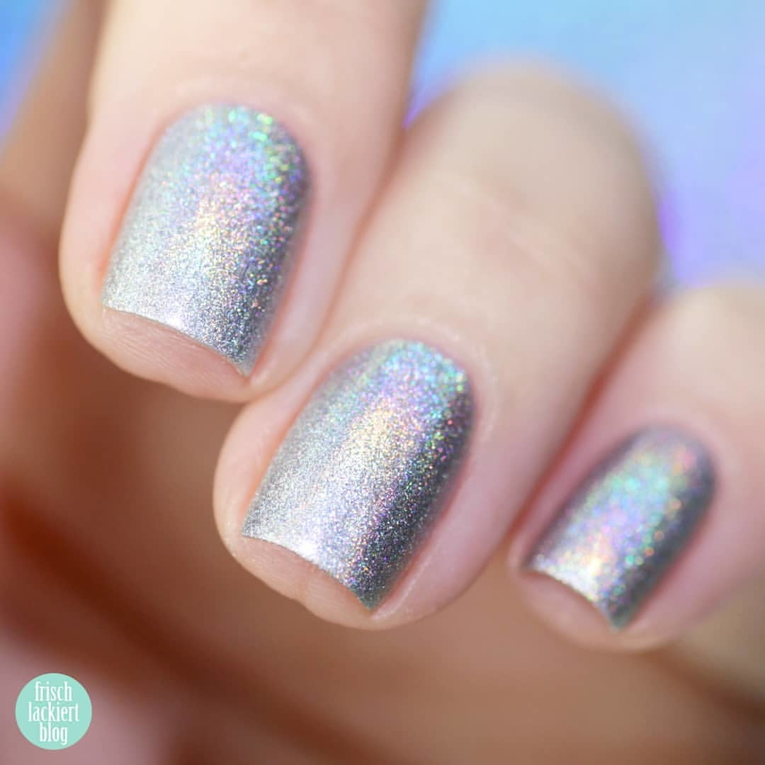 702 Holo. It‘s Me