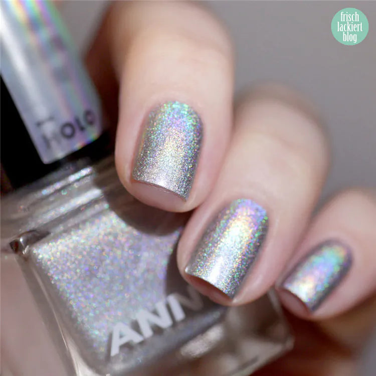 702 Holo. It‘s Me
