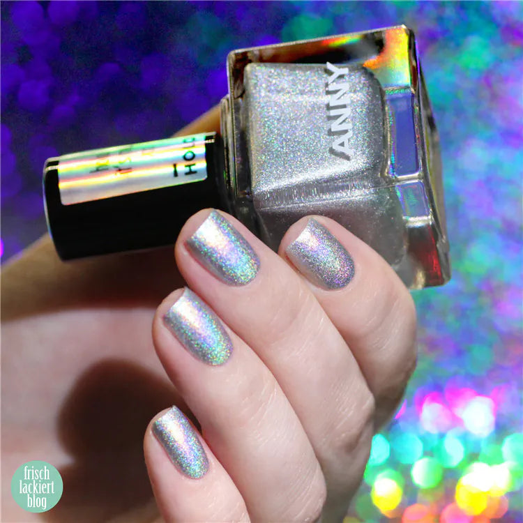 702 Holo. It‘s Me
