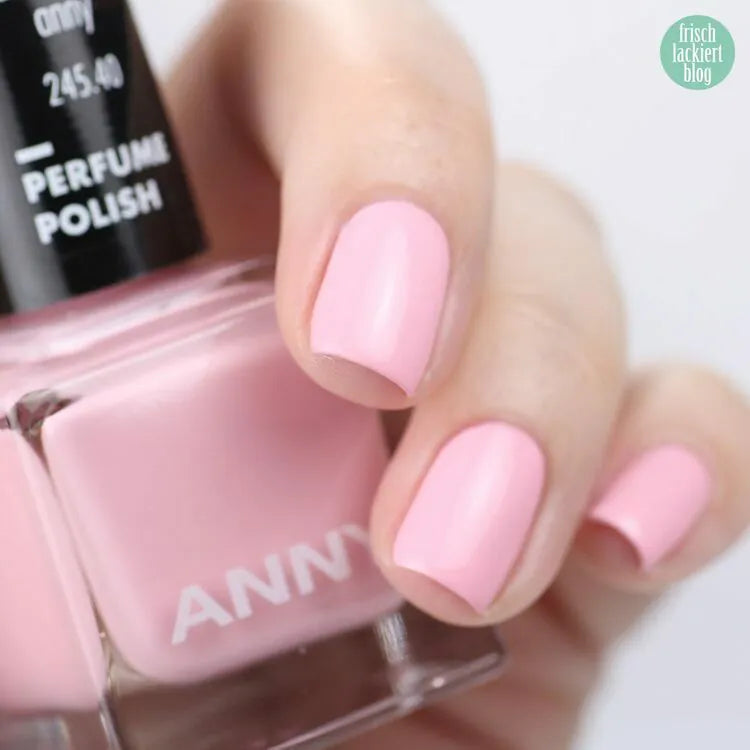 245.40 Mademoiselle Anny