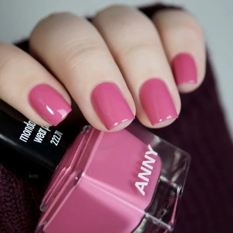 222.70 Mondays We Wear Pink