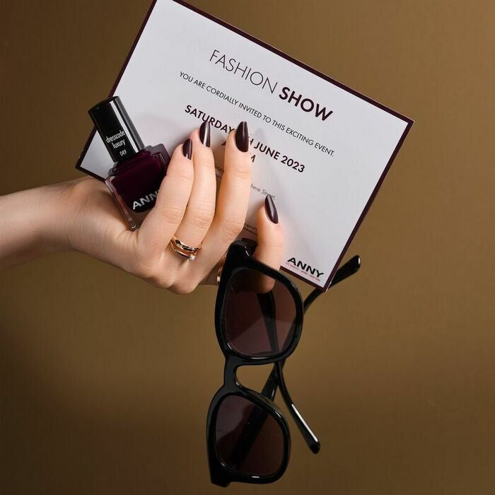 049 Dresscode Luxury